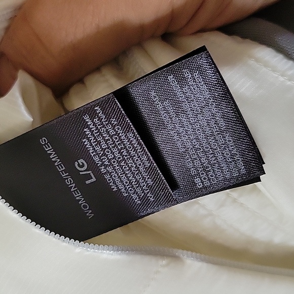 The North Face jacket - Picture 11 of 11